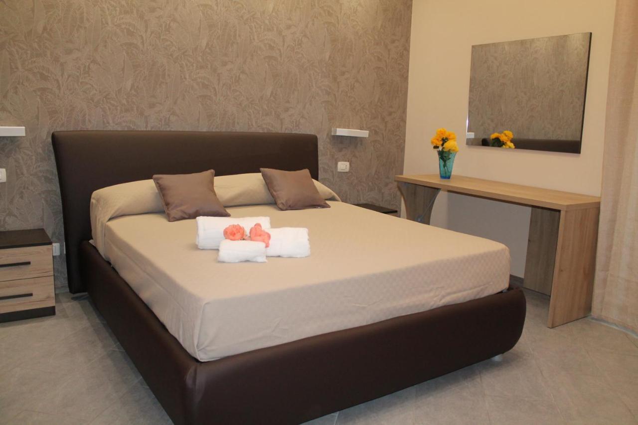 Apartments " Le Ginestre" Acireale Zewnętrze zdjęcie